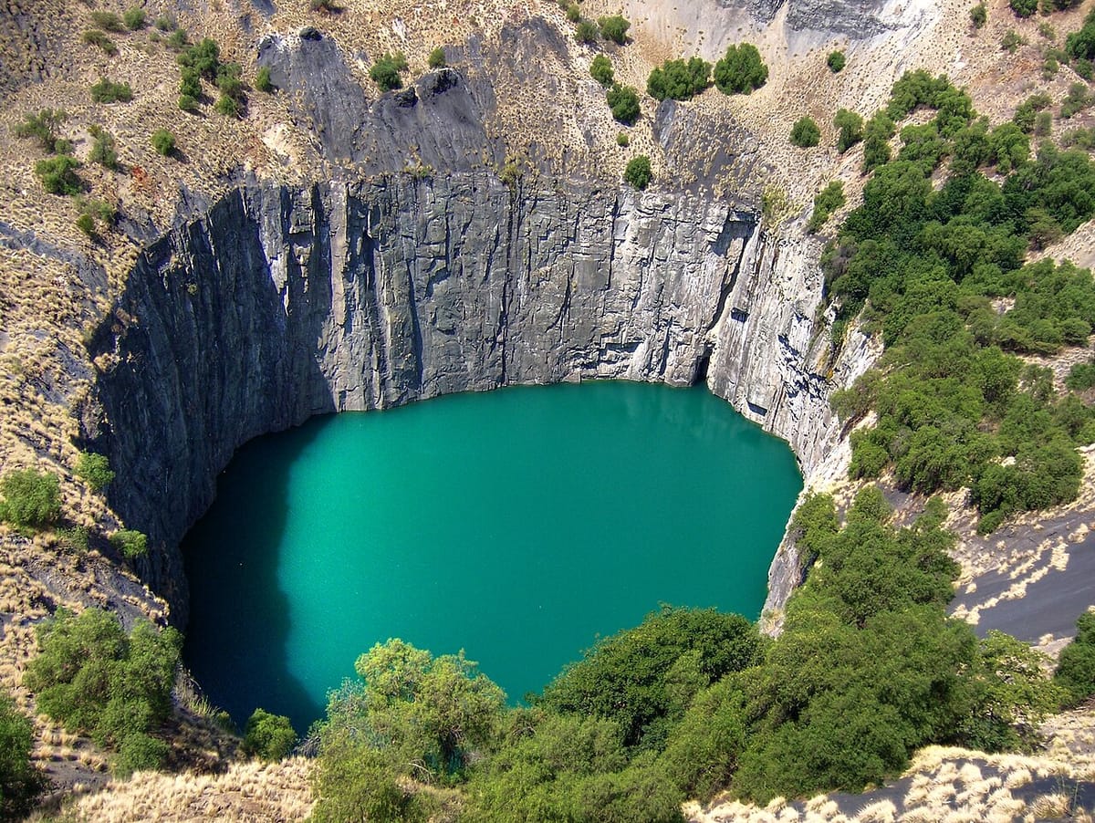 Does Kimberley offer more than the Big Hole?